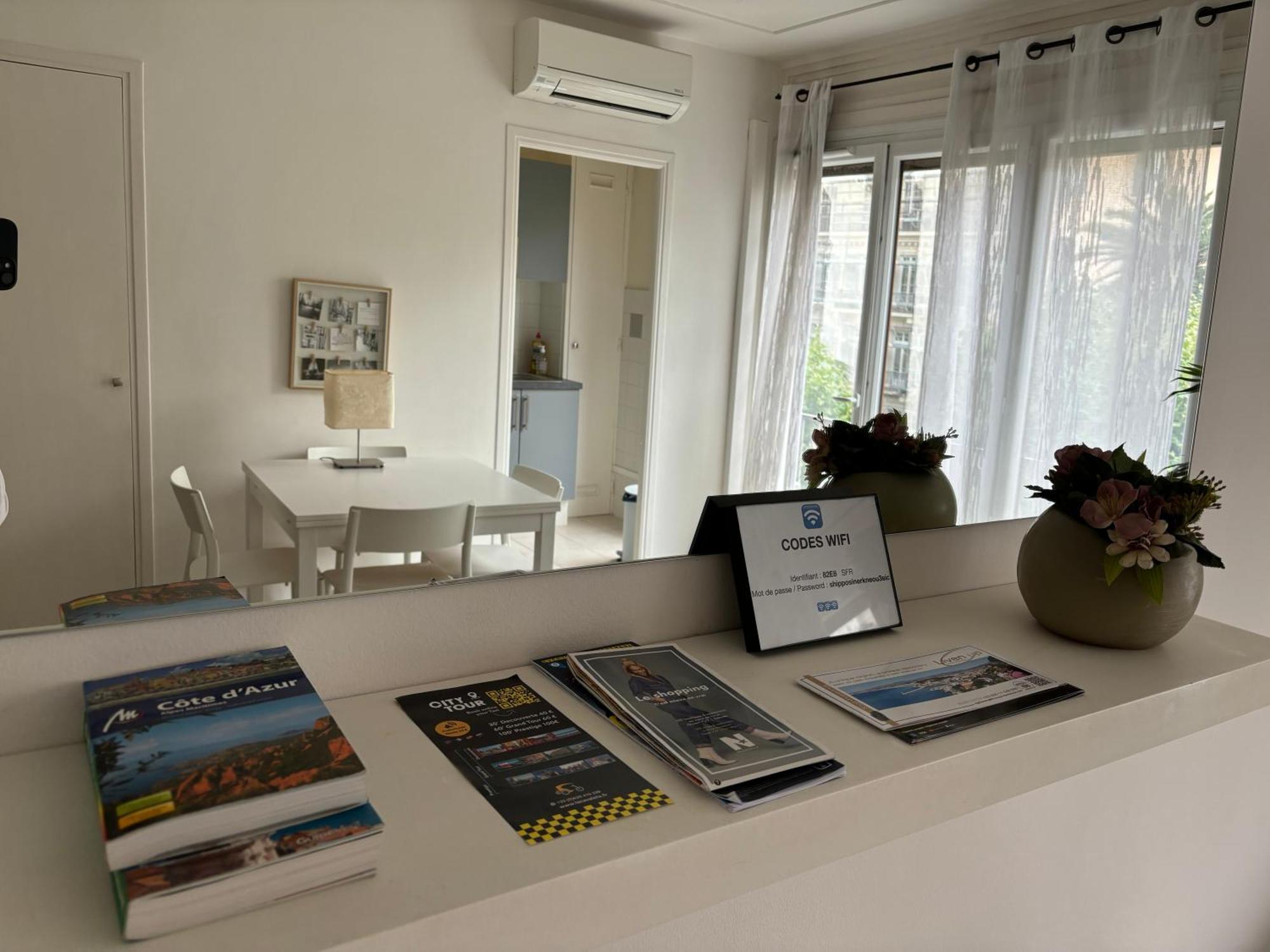 Bel Appartement De Gill Centre Ville Nice Dış mekan fotoğraf